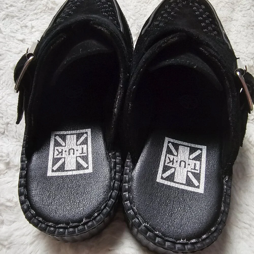 T.U.K. Black Suede Creeper Mule Platform Buckle Size 7 - Picture 3 of 6